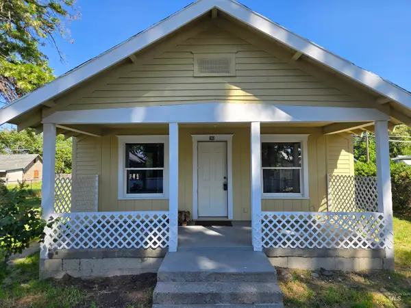 621 7th Street, Clarkston, WA 99403