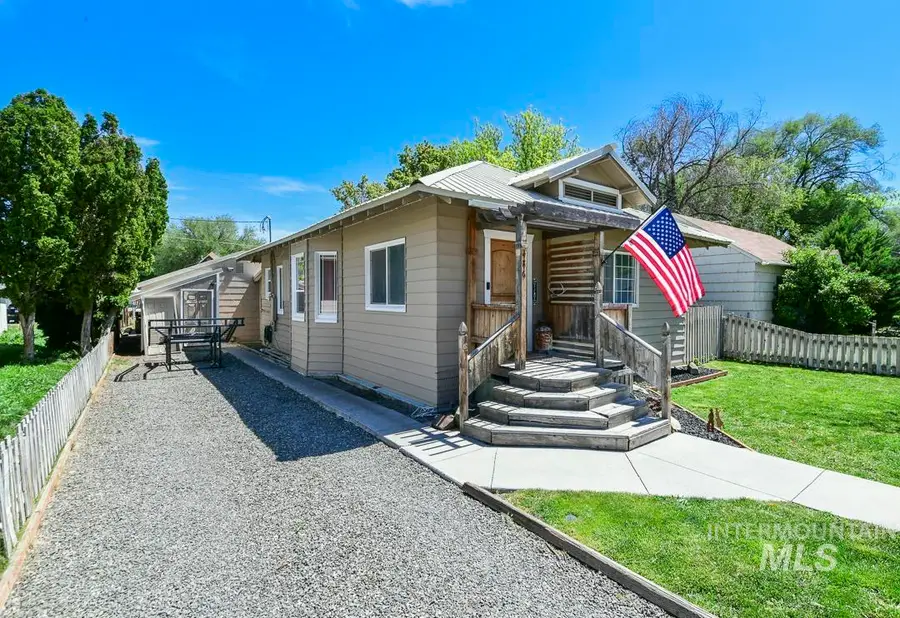486 W Main St, Vale, OR 97918 - #3