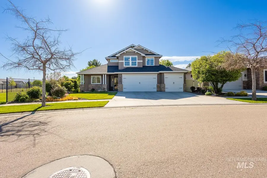 4306 S Dazzle Ave, Meridian, ID 83642 - #2