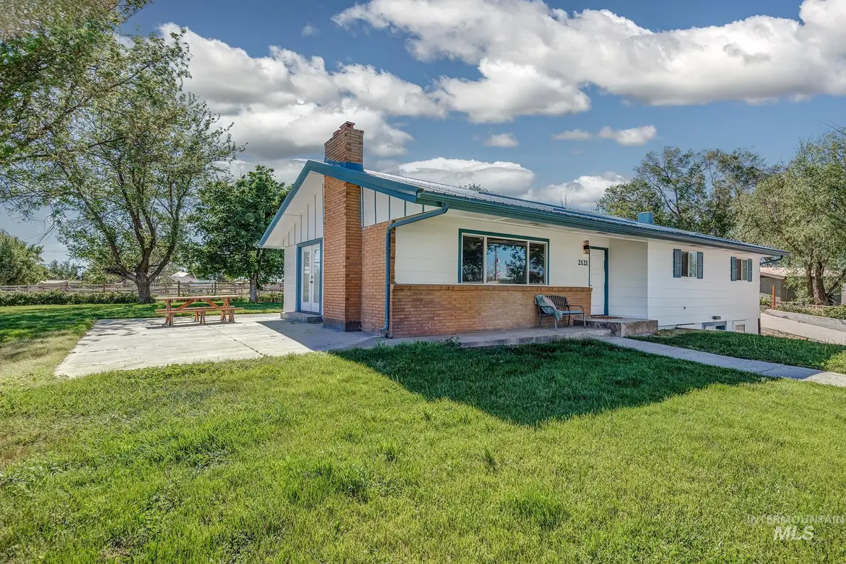 2121 Alameda, Ontario, OR 97914 - #1