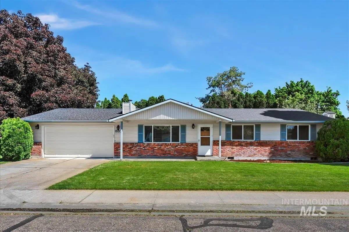 580 E Amanita St, Eagle, ID 83616 - #1