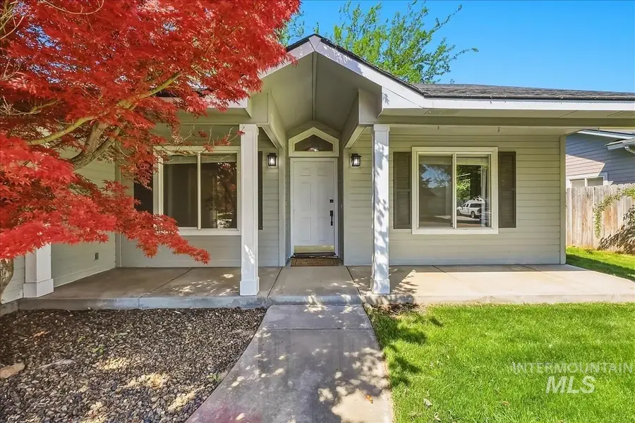 603 N Flauson Ave, Kuna, ID 83634 - #2