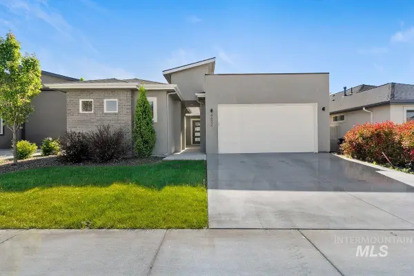 4602 S Selatir Way, Meridian, ID 83642