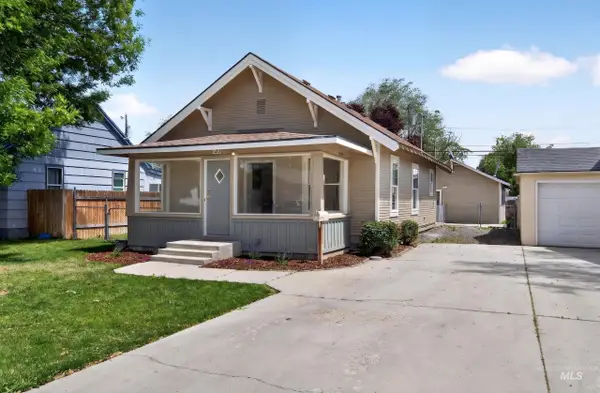 320 S Elder St, Nampa, ID 83686