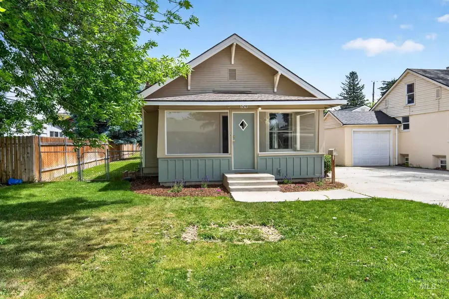 320 S Elder St, Nampa, ID 83686 - #3