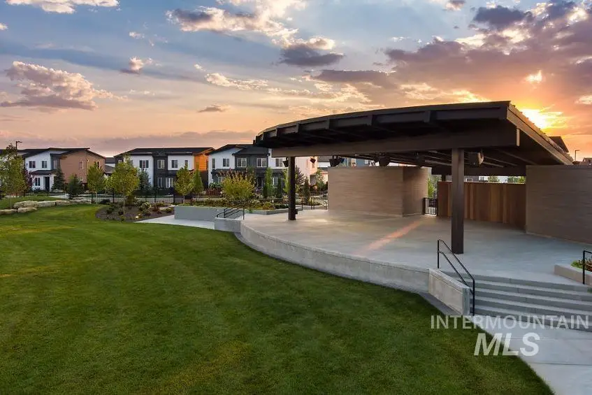 6121 S Apex Ave, Meridian, ID 83642 - #3