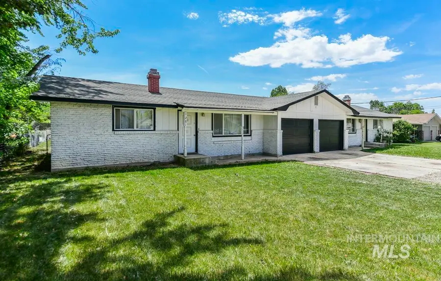 1281 W Owyhee St, Kuna, ID 83634 - #2