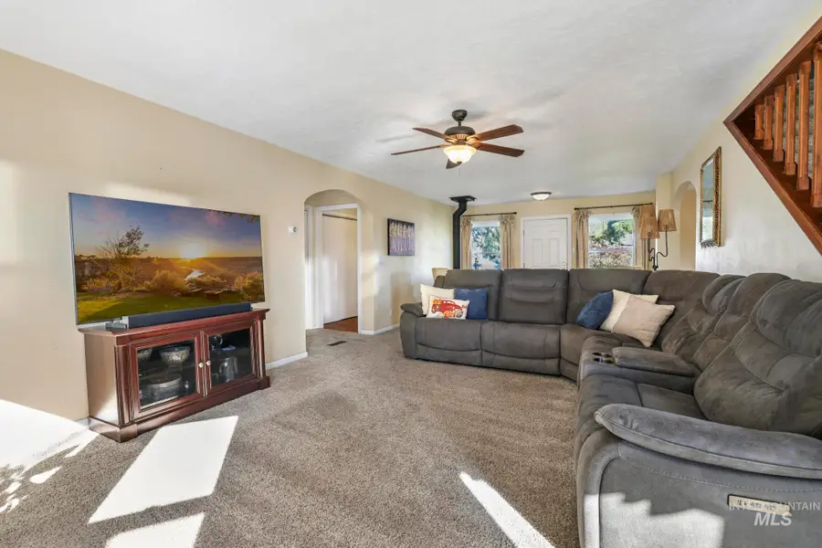 1213 Burley Ave, Buhl, ID 83316 - #3