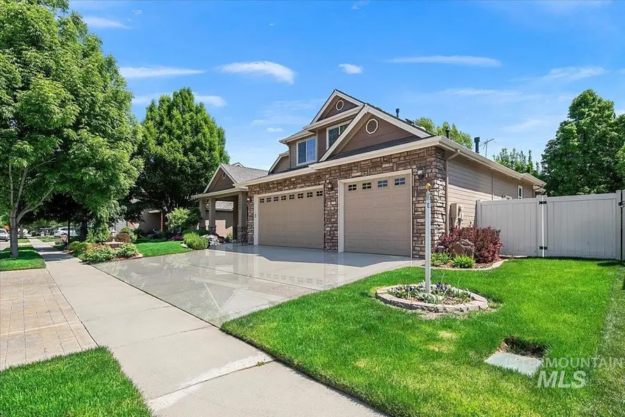 3882 S Arno Ave, Meridian, ID 83642 - #3