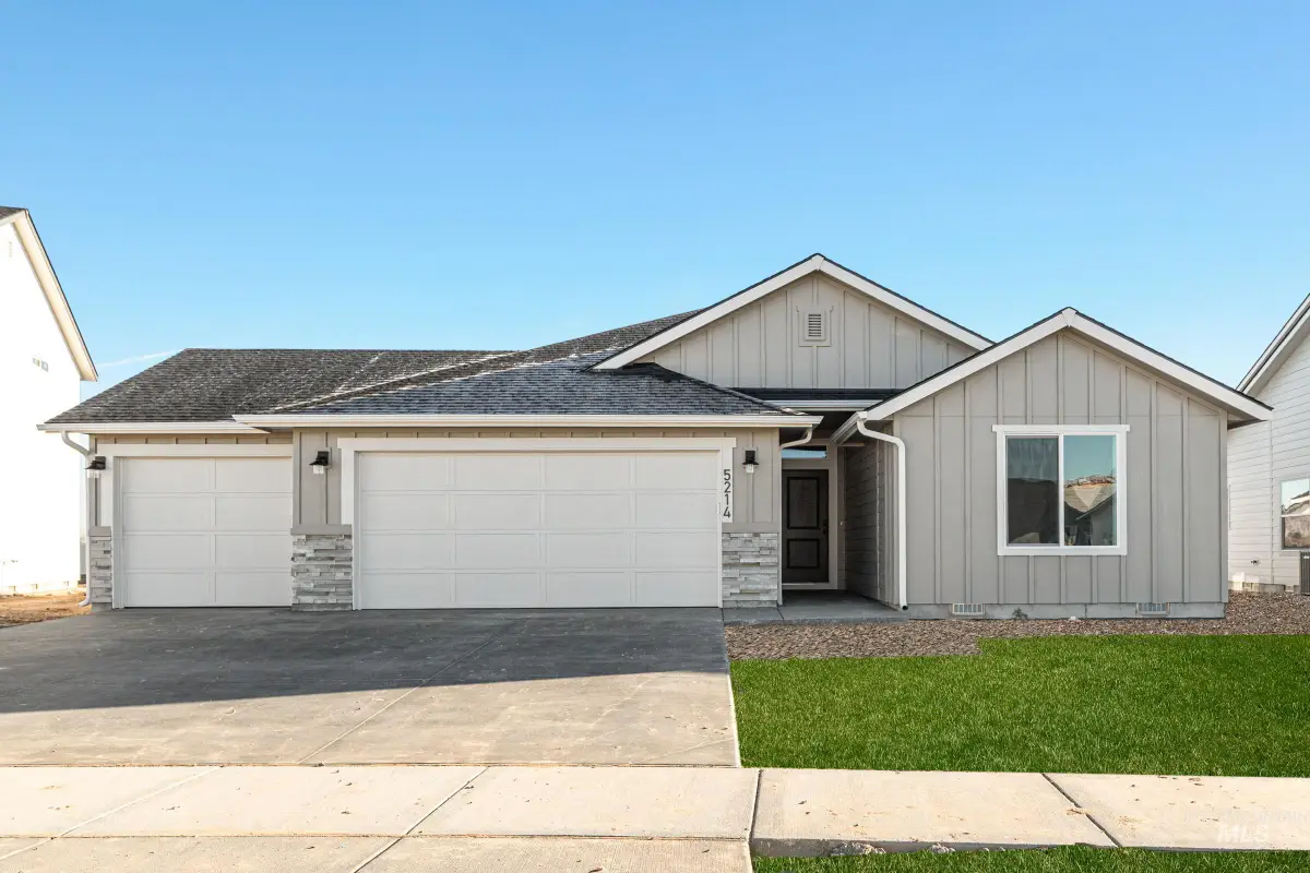 8322 E Cool River Lp, Nampa, ID 83687 - #1