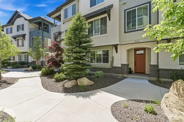 3342 E Trifecta Ln, Boise, ID 83716
