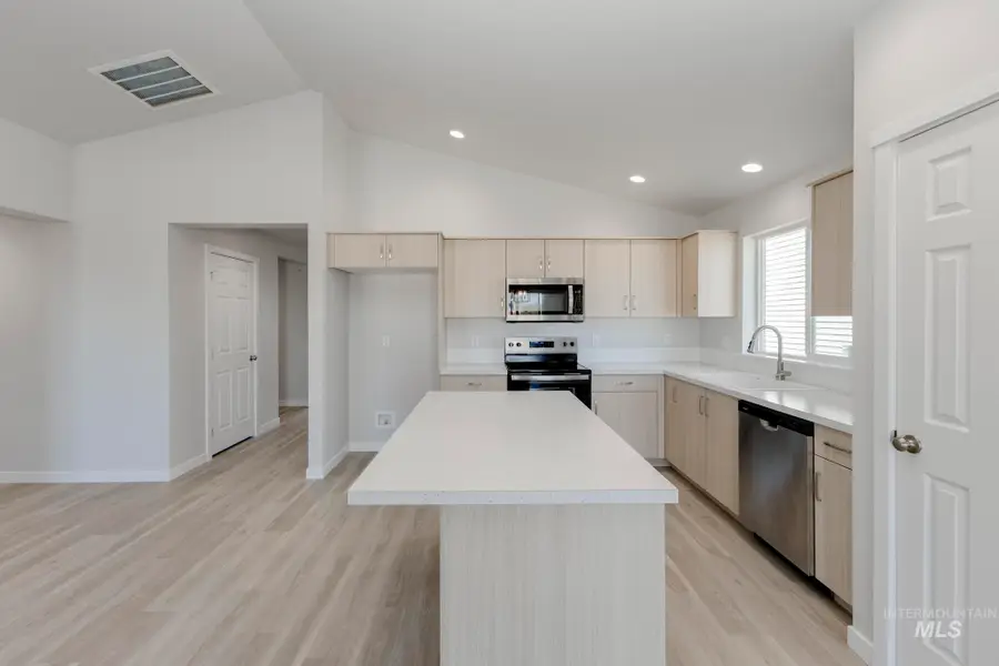 1497 Sunday River St, Middleton, ID 83644 - #3