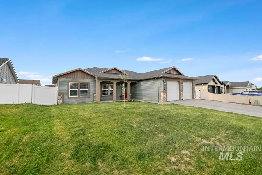 719 E Avenue J, Jerome, ID 83338 - #2