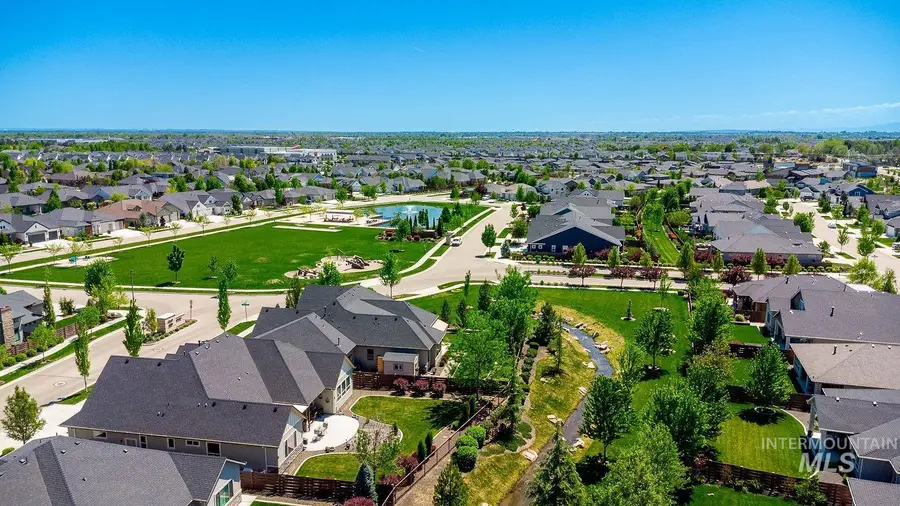 4588 W Sugar Tree Dr, Meridian, ID 83646 - #2