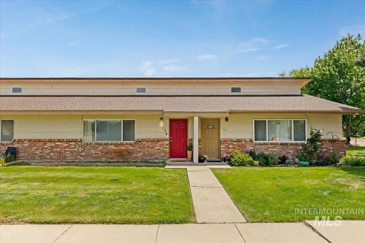 714 NW 8th St, Meridian, ID 83642 - #1