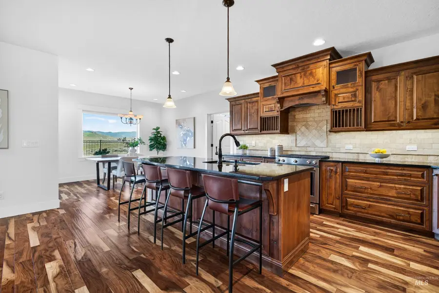 7624 S Wagons View Avenue, Boise, ID 83716 - #3