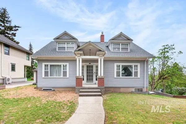 415 N Polk St, Moscow, ID 83843