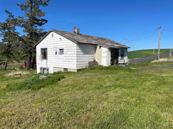 3201 Darby, Moscow, ID 83855