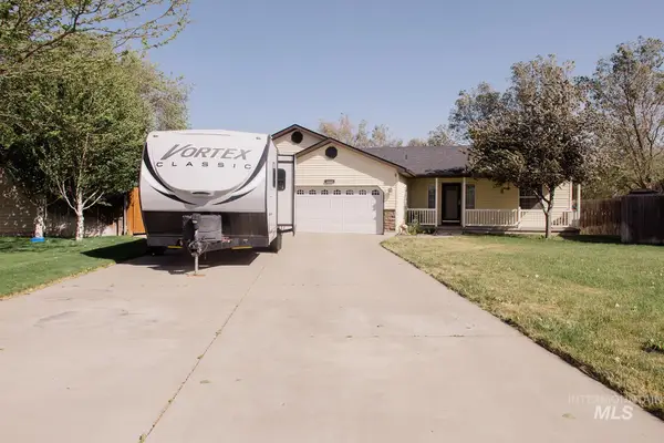 1089 NW Amanda Rae, Mountain Home, ID 83647