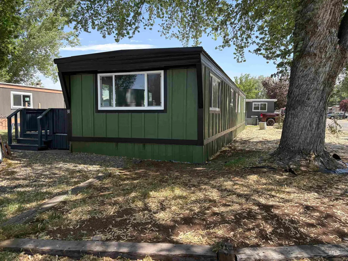 401 Main St #38, Homedale, ID 83628 - #1