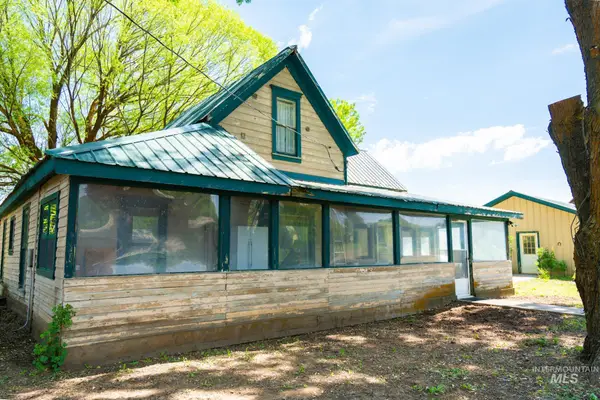 2909 Salubria Rd., Cambridge, ID 83610
