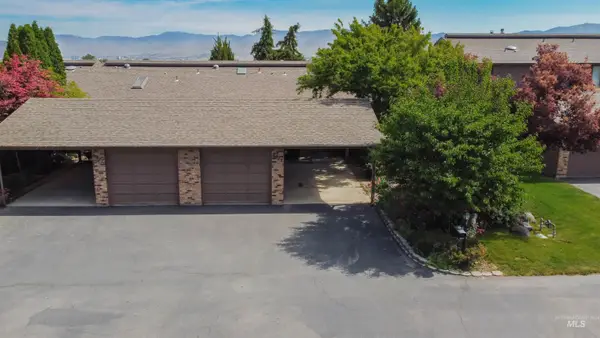 3364 W Catalina Ln, Boise, ID 83705