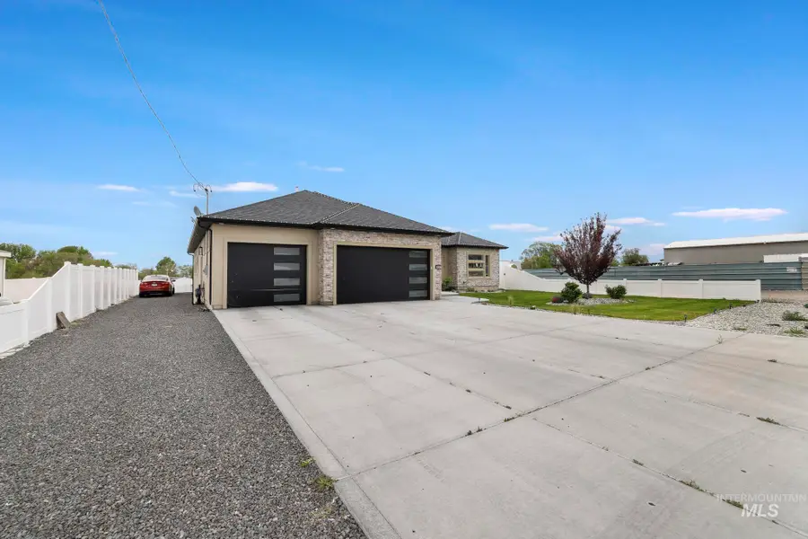 601 Barsness Rd, Buhl, ID 83316 - #2