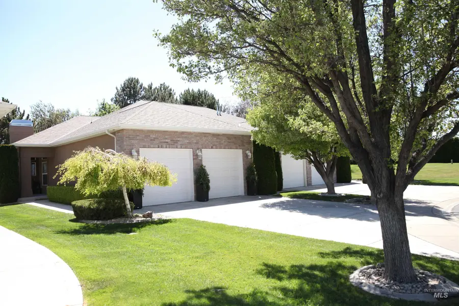 676 Riverview Dr., Twin Falls, ID 83301 - #3