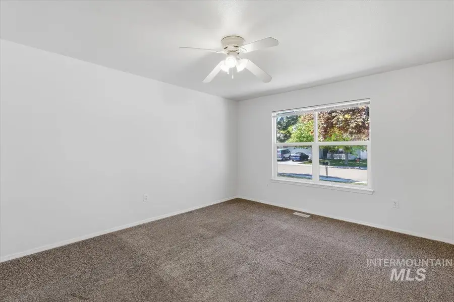 18200 Calico #Ave, Nampa, ID 83687 - #2