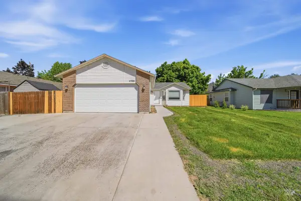 4766 N Bruxelles Dr, Boise, ID 83704
