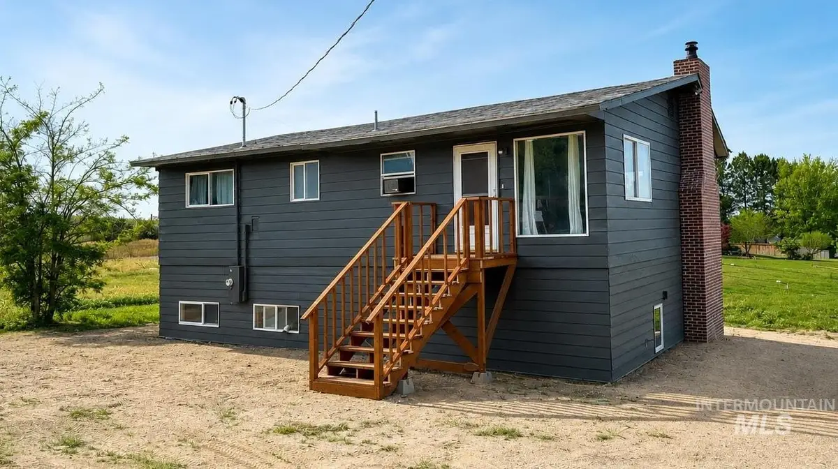 10590 Duck Lane, Nampa, ID 83686 - #1