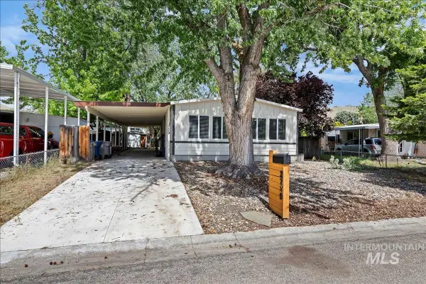 3779 S Clacton Way, Boise, ID 83716