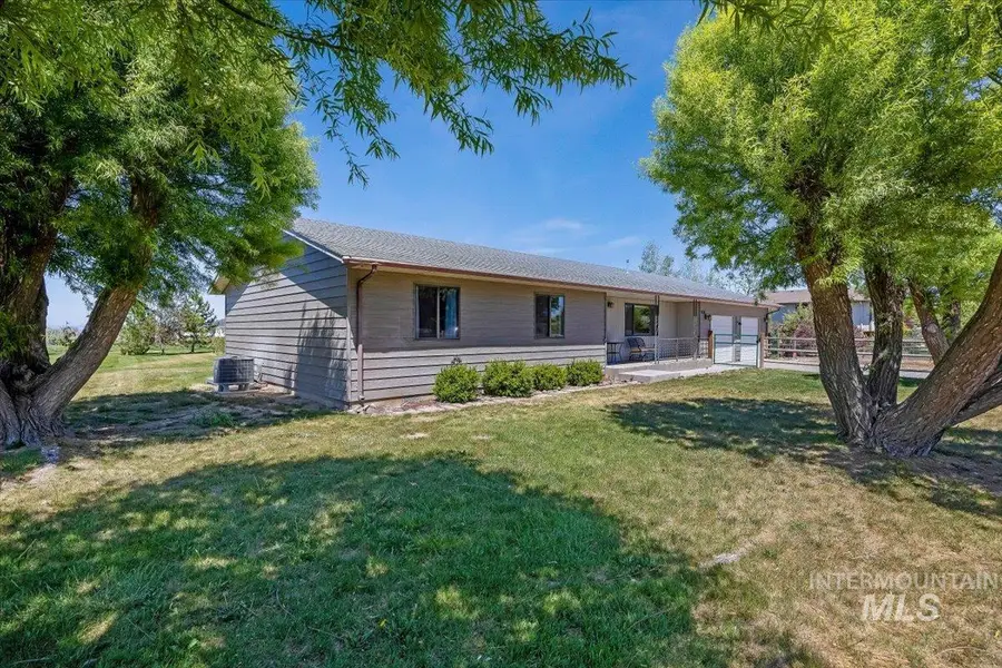 1030 Clear Creek Drive, Buhl, ID 83316 - #2