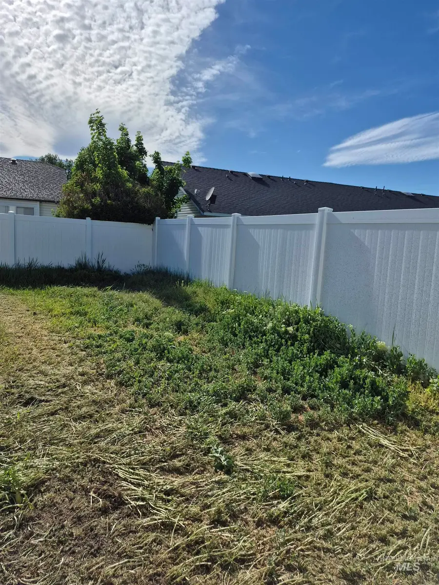 700 E Fairview Ave #28, Meridian, ID 83642 - #3