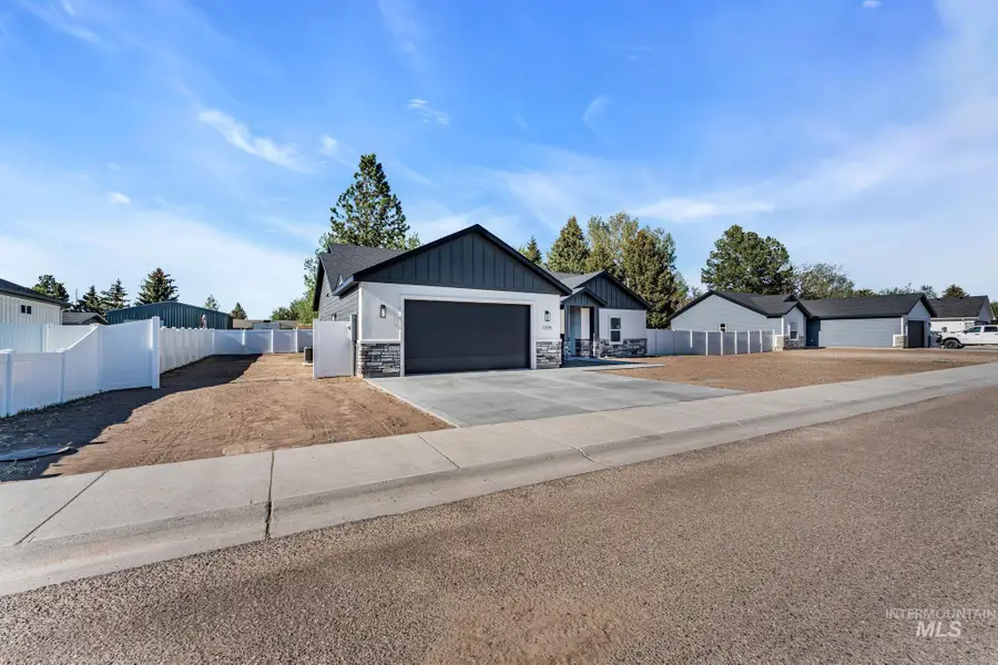 1218 Jade Drive, Rupert, ID 83350 - #2