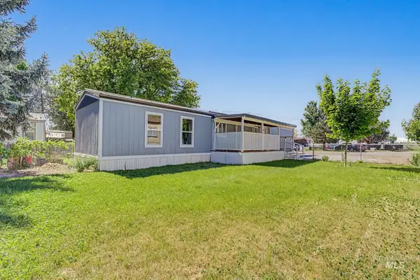 1220 N 4th St #33, Parma, ID 83660