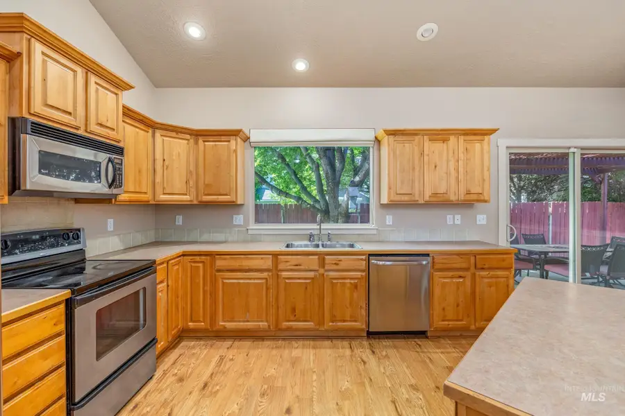 11543 W Wagon Pass Ct, Boise, ID 83709 - #3