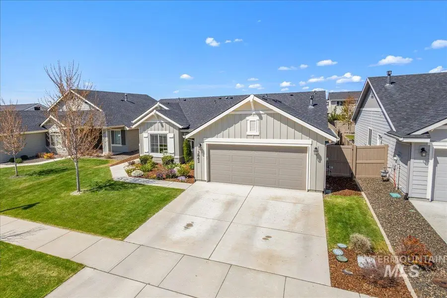 3862 E Collingwood St, Meridian, ID 83642 - #2