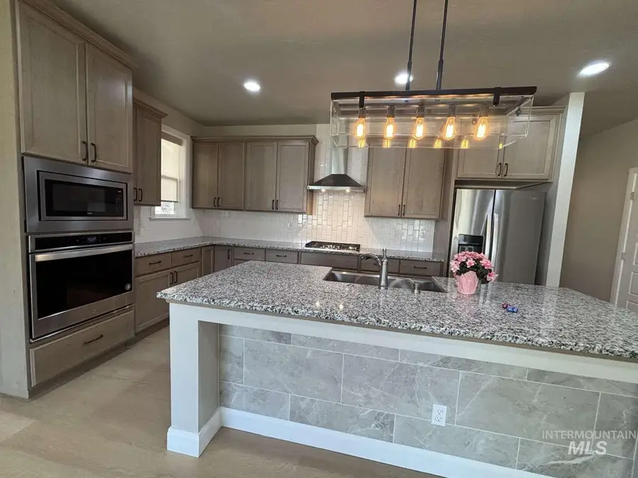 5773 W Riva Capri St, Meridian, ID 83646 - #3