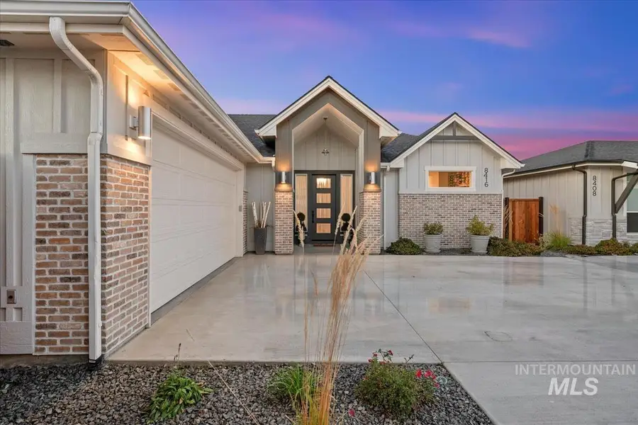 8416 W Meltwater Ln, Eagle, ID 83616 - #3