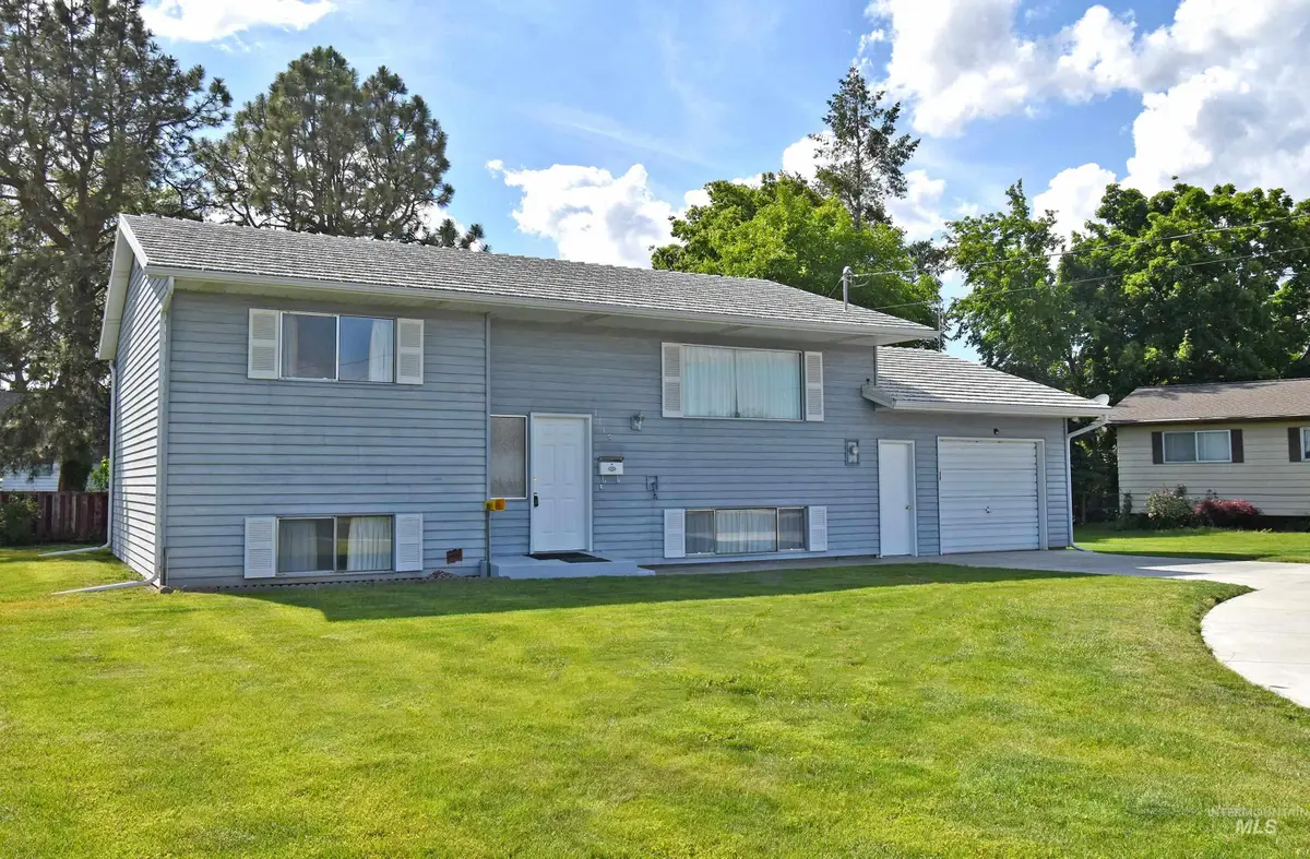 1115 College Court, Clarkston, WA 99403 - #1