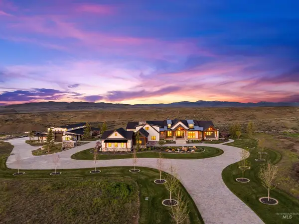 9796 N Springer Lane, Eagle, ID 83616