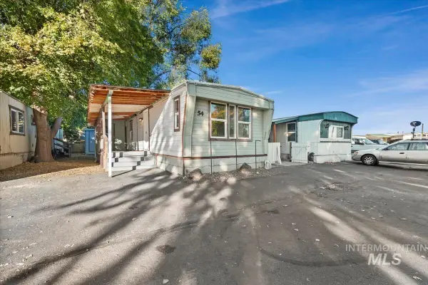 571 Caldwell Blvd #Trlr 54, Nampa, ID 83651
