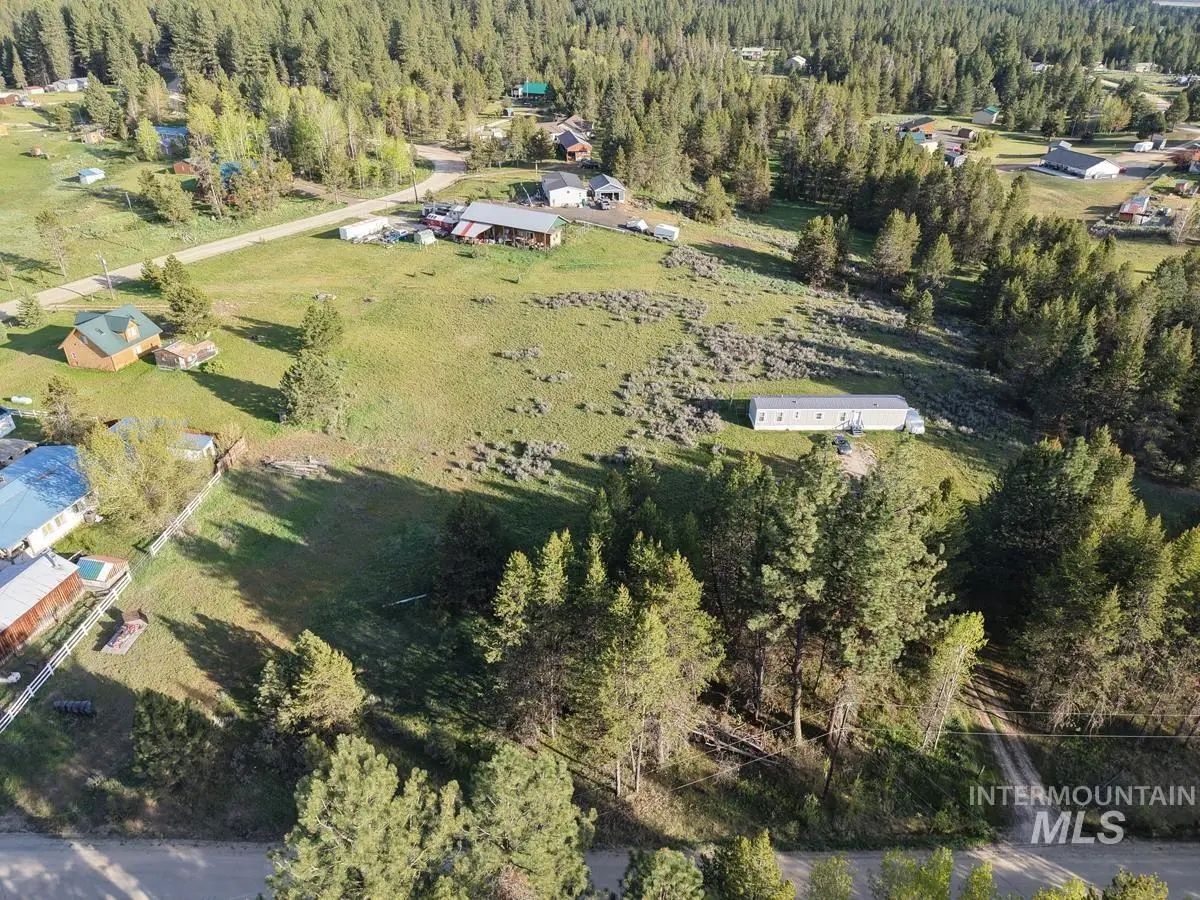 8 W Prospectors Drive, Cascade, ID 83611 - #1