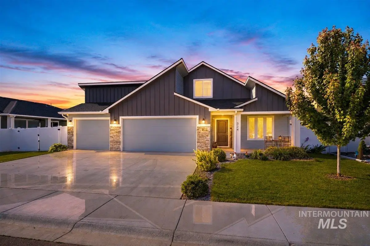 324 Maverick, Fruitland, ID 83619 - #1