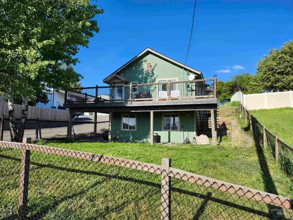 632 N Fir Street, Genesee, ID 83832
