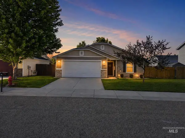 106 E Murtaugh Lake Dr, Middleton, ID 83644