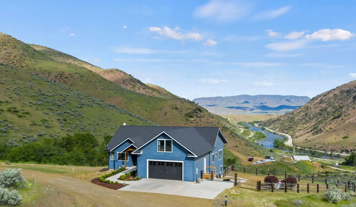 42 Shoemaker Lane, Horseshoe Bend, ID 83629 - #1