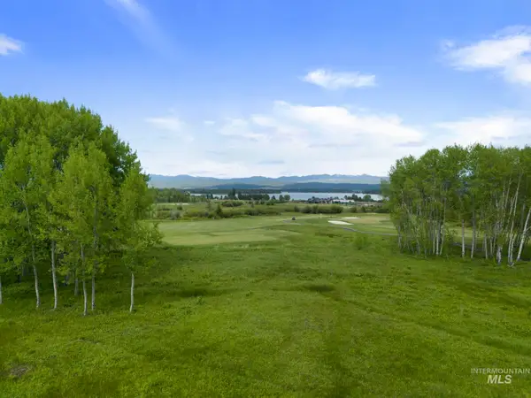 590 Discovery Dr, Donnelly, ID 83615