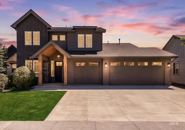 362 S Hamlin Ln, Eagle, ID 83616